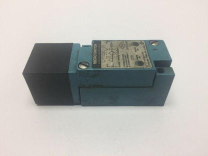 Honeywell Micro Switch Proximity Sensor Switch LYT02C-2S