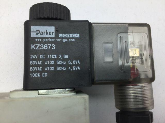 PARKER PA12681-0033-00 Solenoid Valve 5/2 Type S9 581S-RF-1/4 24VDC KZ3673