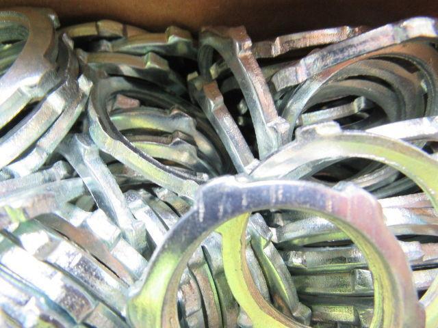 Arlington Ind Cat 403 1" Plated Steel Locknut for Rigid Metal Conduit Box of 100