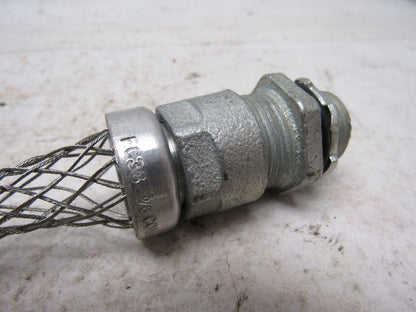 Bryant FC38 Cable Strain Relief 1/2" Straight Male Connector Lot of 4