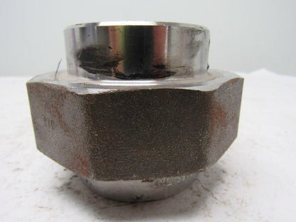 CL3-09720 1-1/2" class 3000 forged steel socket weld pipe union