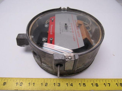Honeywell C437D 1021 3 Gas Pressure Switch 1-10 PSI 1000-7000mm New