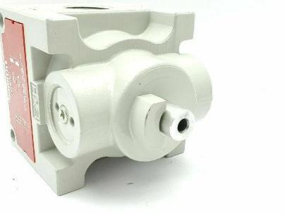 Numatics VSL42-08 Lockout Exhaust Safety Valve 1" NPT New