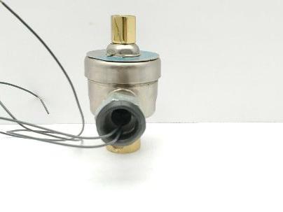 Asco Red Hat NSEF8314013 Solenoid Valve 1/4" NPT 24 vdc New