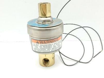 Asco Red Hat NSEF8314013 Solenoid Valve 1/4" NPT 24 vdc New
