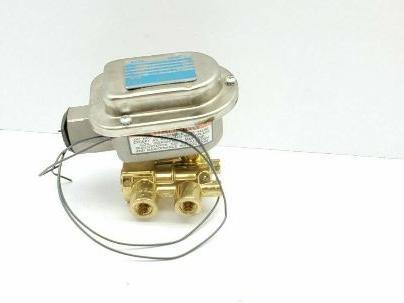 Asco Red Hat NS83211 Solenoid Valve 1/4" NPT 120v New
