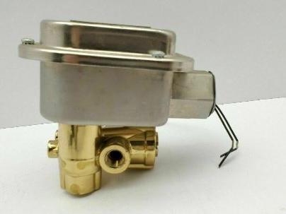 Asco Red Hat NS83211 Solenoid Valve 1/4" NPT 120v New