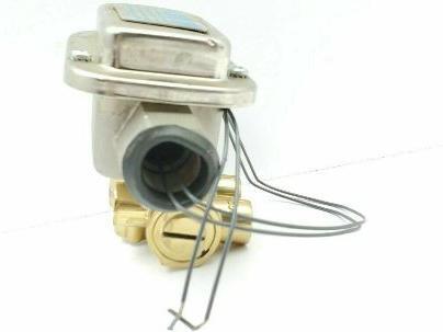 Asco Red Hat NS83211 Solenoid Valve 1/4" NPT 120v New
