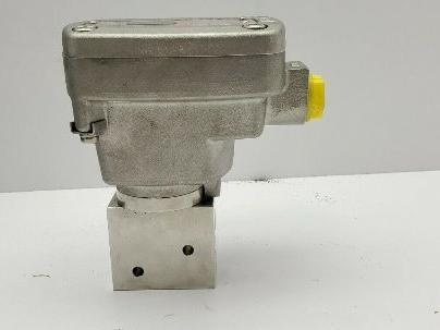 Asco WSCRET8327B302 NFM1211 Solenoid Valve 1/4" NPT 24 VDC New