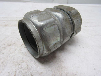 1-1/4 steel compression EMT coupling union