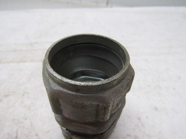 1-1/4 steel compression EMT coupling union