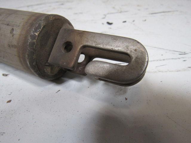 Dresser Masoneilan 32" X 1.5" Liquid Level Switch Displacer Float 316 SS