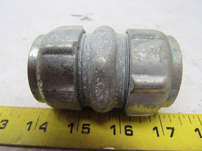 Thomas & Betts 5420 1 1/4 EMP coupling lot of 11