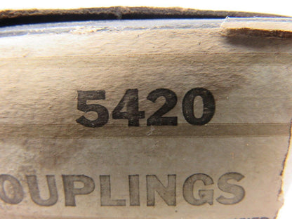 Thomas & Betts 5420 1 1/4 EMP coupling lot of 11