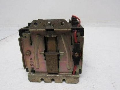 T77U03A Clark AO Smith Contactor 10a Size 00 110V Coil