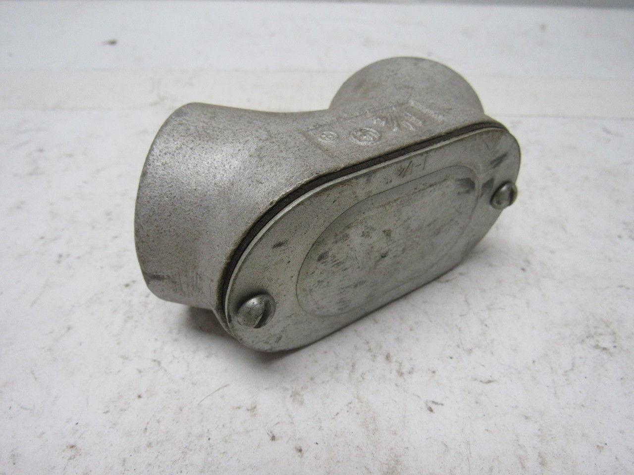 Raco 2655 1-1/4 90 Degree Handy Ells Threaded Conduit Coupling Lot of 4