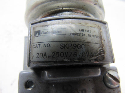 Russellstoll SKP9GC Ever-Lock 9 Pin Plug  20A 250VDC 600 VAC