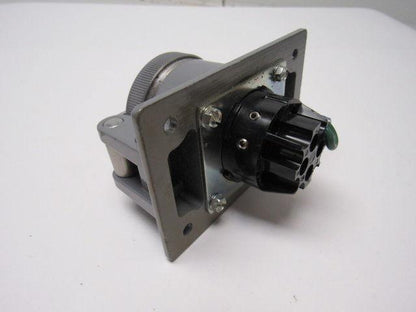 SKWR4G Russellstoll 20 Amp 600V  Female Electric Receptacle 4 Wire 3 Pole