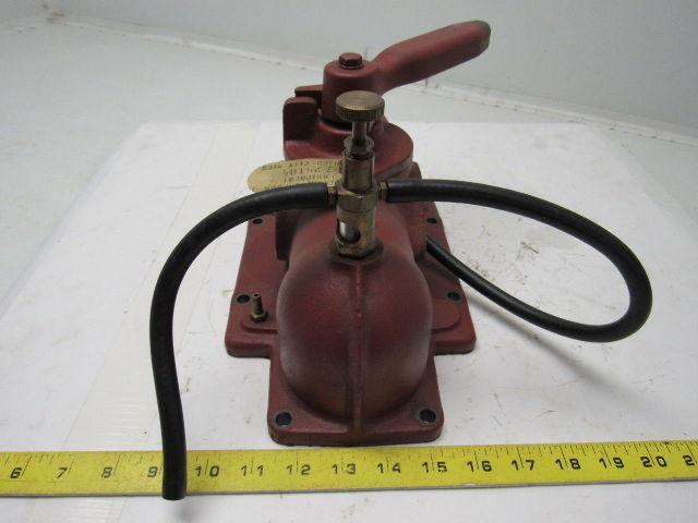 National Vacuum Equipment 25104 Replacement Vacuum Pump Manifold Flange Mount