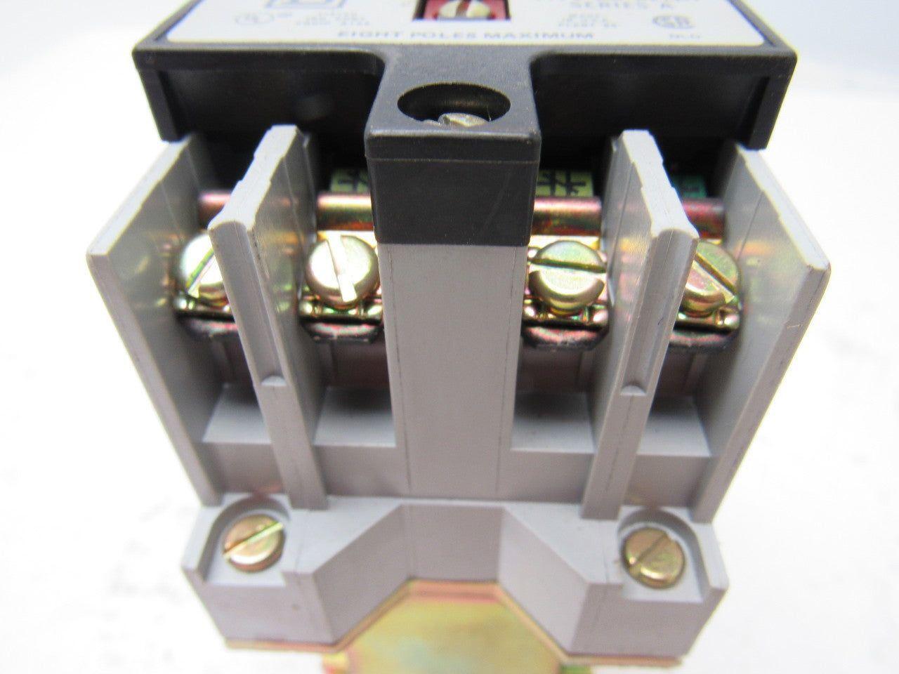 Square D XD0-22 Control Relay Series A Type XD Lot Of 2