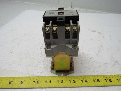 Square D XD0-22 Control Relay Series A Type XD Lot Of 2