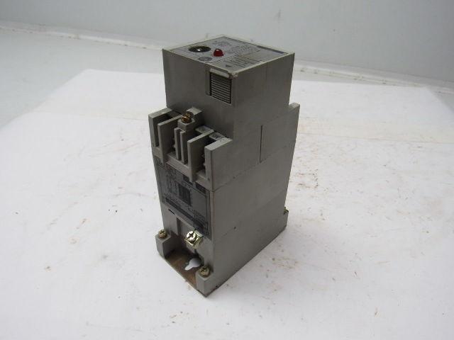 Allen-Bradley 700-RTC10200U1 Solid State Timing Relay Ser. A