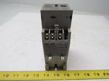 Allen-Bradley 700-RTC10200U1 Solid State Timing Relay Ser. A