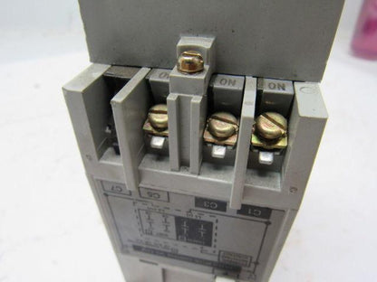 Allen-Bradley 700-RTC10200U1 Solid State Timing Relay Ser. A