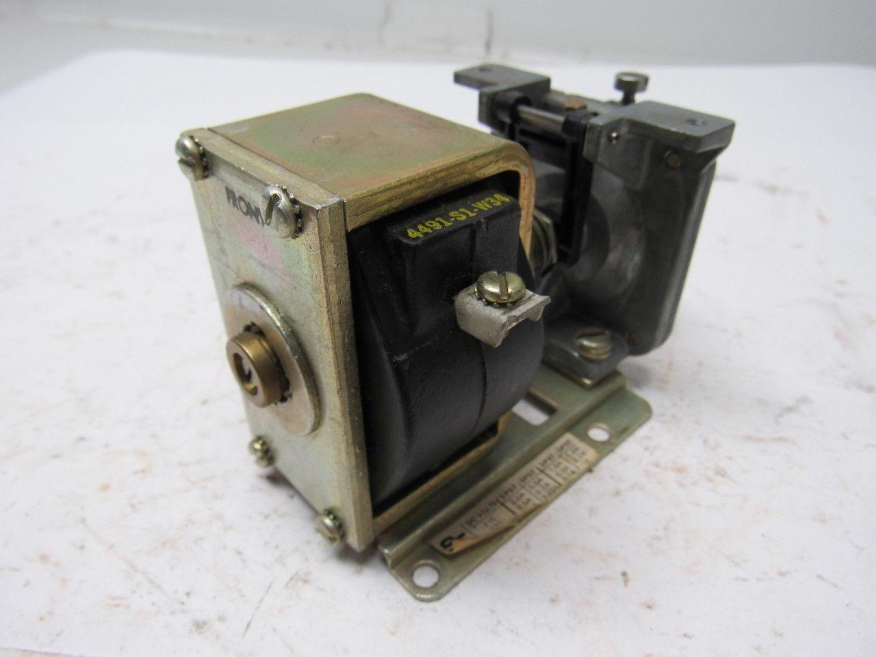 Square D Type H0-10E Timed Contact 115 VCD