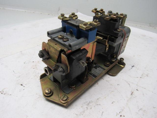 Square D Pneumatic Timing Relay Class 9050