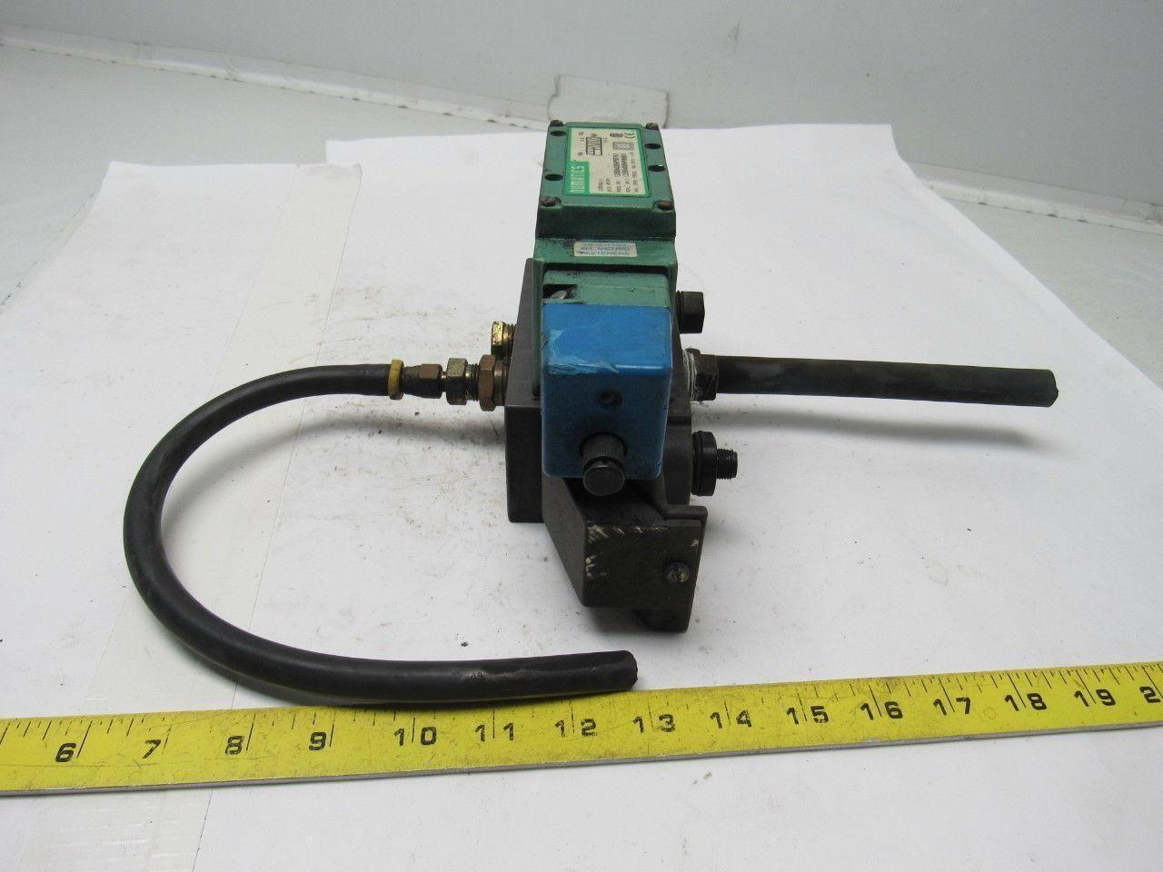 Numatics 124BA43BMP56Y61 2 Position 4 Way Single Solenoid Spring Return Valve