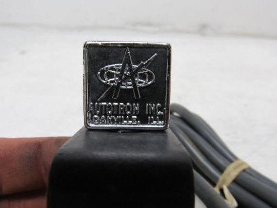 Autotron E8BC Photoelectric Sensor