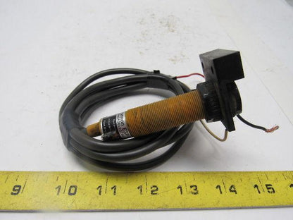 Omron E3F-DS10Z1 Photoelectric Proximity Sensor 24-240VAC 18mm