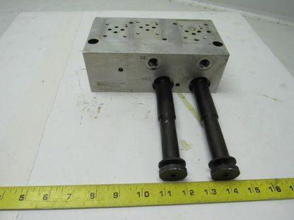 PARKER HYDRAULIC HFC32 387 LA Valve Manifold Body Takeoff Seiki HT20S 2
