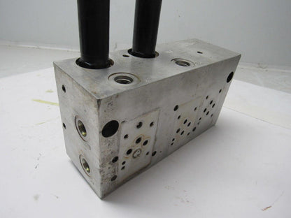 PARKER HYDRAULIC HFC32 387 LA Valve Manifold Body Takeoff Seiki HT20S 2