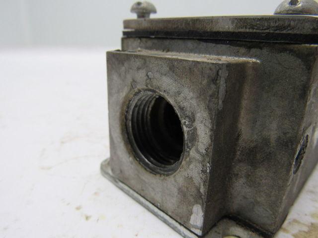 Gould Modicon L100WNS Severe Duty Limit Mill Switch NEMA A600