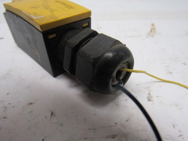 Moeller LSM-11 Micro Limit switch Cage Clamp 6 A 415 VAC 220 VDC