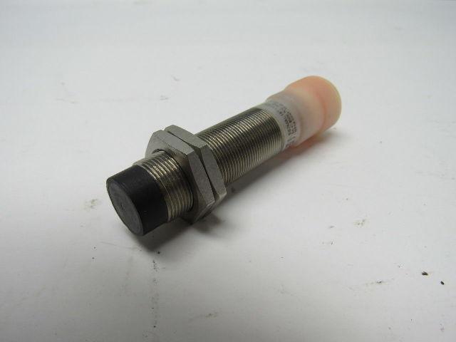 Eaton Cutler Hammer E57MAL18T111EB1 3 Wire 6-48 Vdc 8 mm Range Proximity Sensor