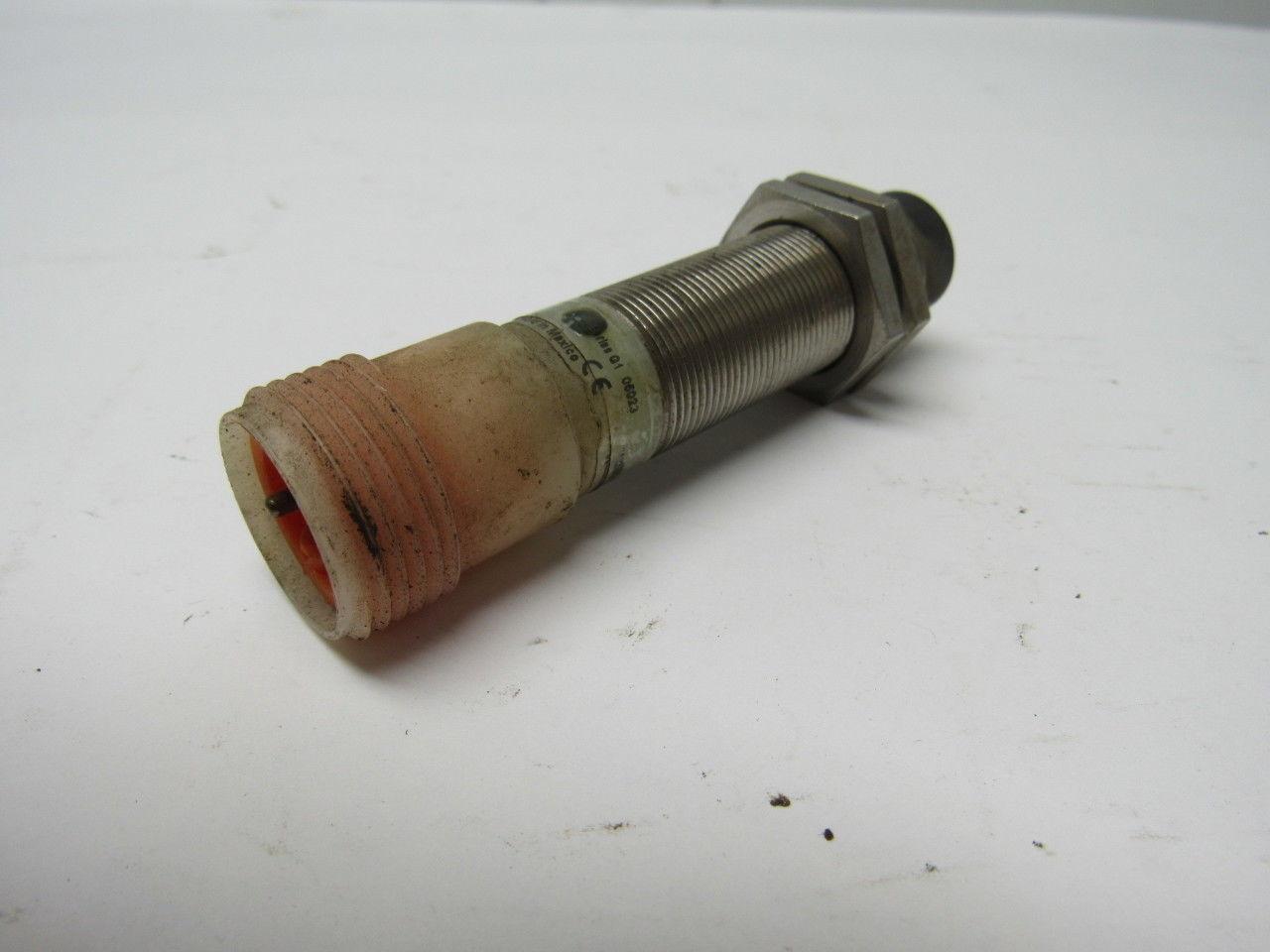 Eaton Cutler Hammer E57MAL18T111EB1 3 Wire 6-48 Vdc 8 mm Range Proximity Sensor