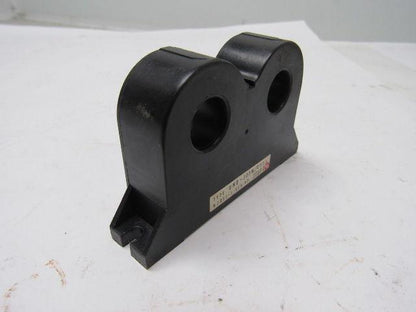 YASKAWA HITACHI UND-300W/200/5 Current Transformer From Seiki HT20SII