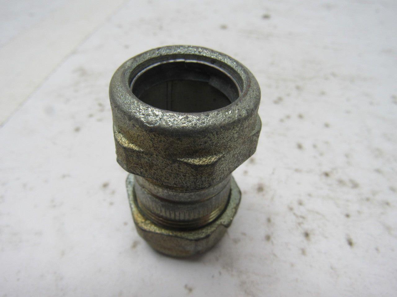 Mixed Brands 3/4" EMT Conduit Compression Couplings Lot Of 52