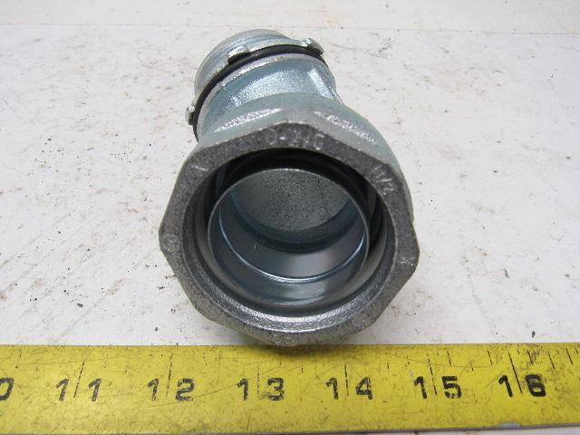 O-Z Gedney 1-1/2" Malleable Iron 45 Degree Liquidtight Connector Lot Of 2