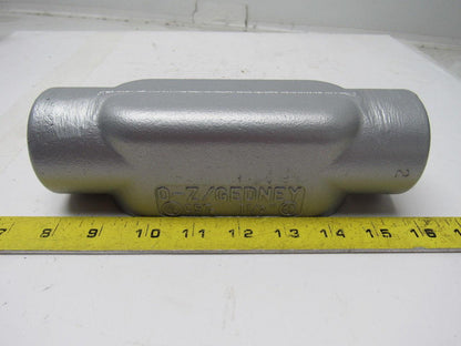 OZ GEDNEY C57 1-1/2" CONDUIT BODY FORM 7 LOT TYP C GRAY IRON LOT OF 2