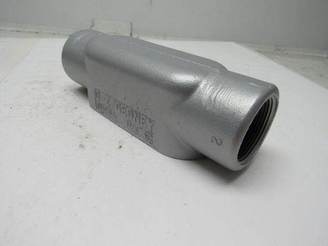 OZ GEDNEY C57 1-1/2" CONDUIT BODY FORM 7 LOT TYP C GRAY IRON LOT OF 2