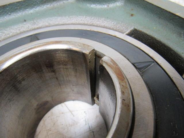 NTN F315 4-Bolt Flange Brg. Housing W/UK315+HE2315 2-1/2 ADAPTER SLEEVE BRG.