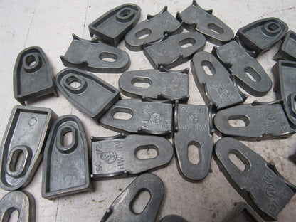 Steel City CB-201 Steel City 1/2" Conduit Pipe Spacer Lot of 42
