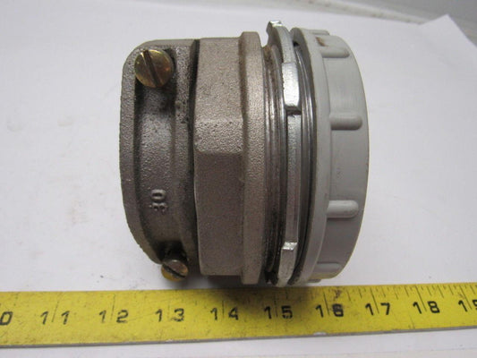 T&B Thomas & Betts AC30 PLM  3-1/2" Conduit Clamp Box Connection
