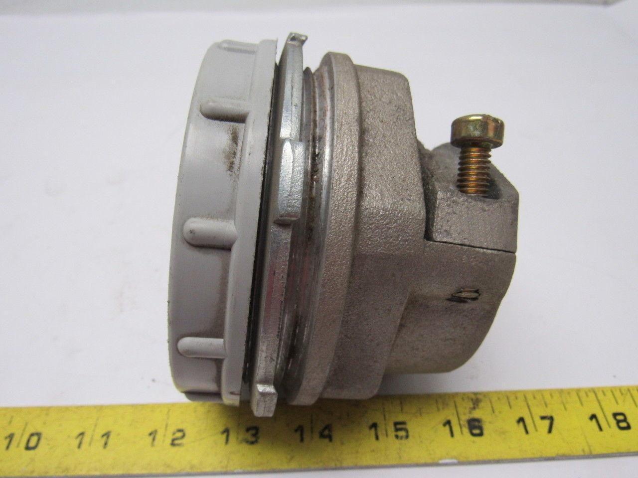 T&B Thomas & Betts AC30 PLM  3-1/2" Conduit Clamp Box Connection