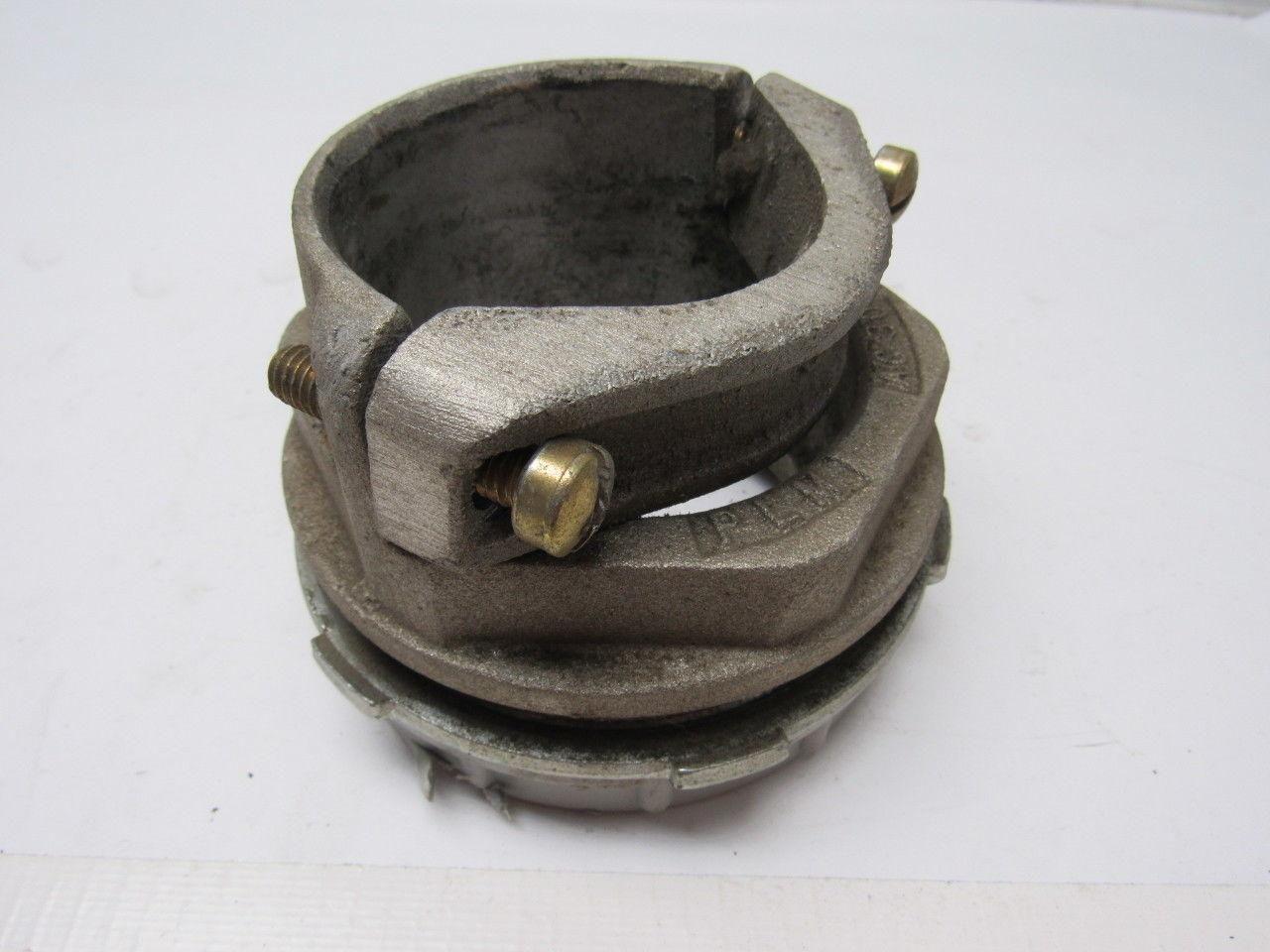 T&B Thomas & Betts AC30 PLM  3-1/2" Conduit Clamp Box Connection