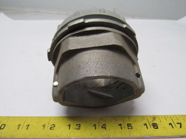 T&B Thomas & Betts AC28 PLM  3" Conduit Clamp Box Connection